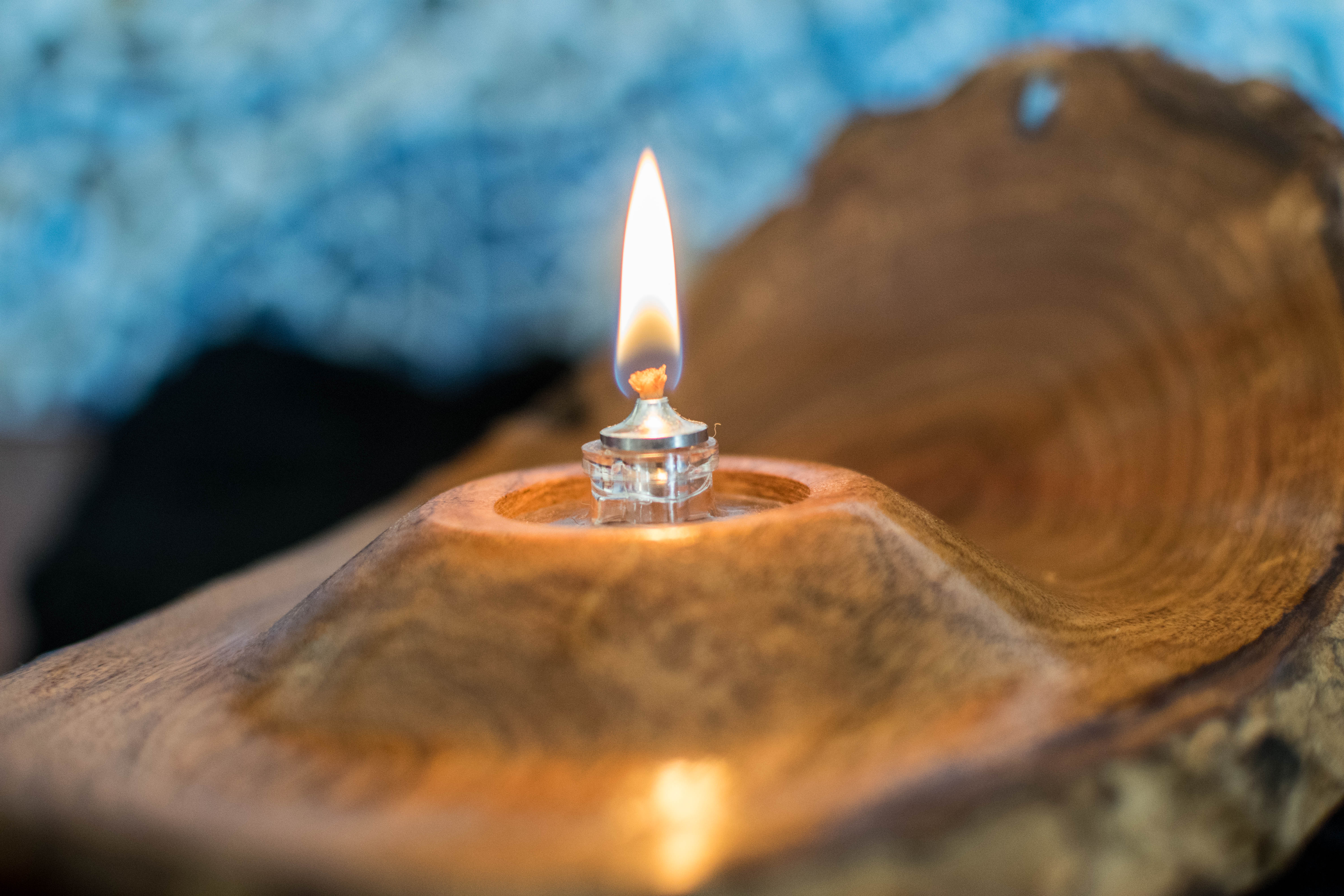 Art, fine art, Décor, home décor, office, nature, nature décor, handmade, unique, one of a kind, wood, cabin, oil lamp, wood and light, sculpture, gnarled oak art, gnarled oak, natural edge, Mesquite